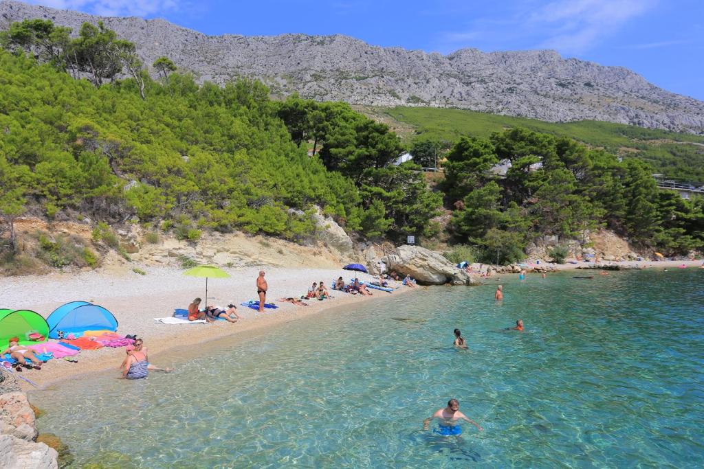 Apartments and rooms by the sea Lokva Rogoznica, Omis - 2973 photo 2
