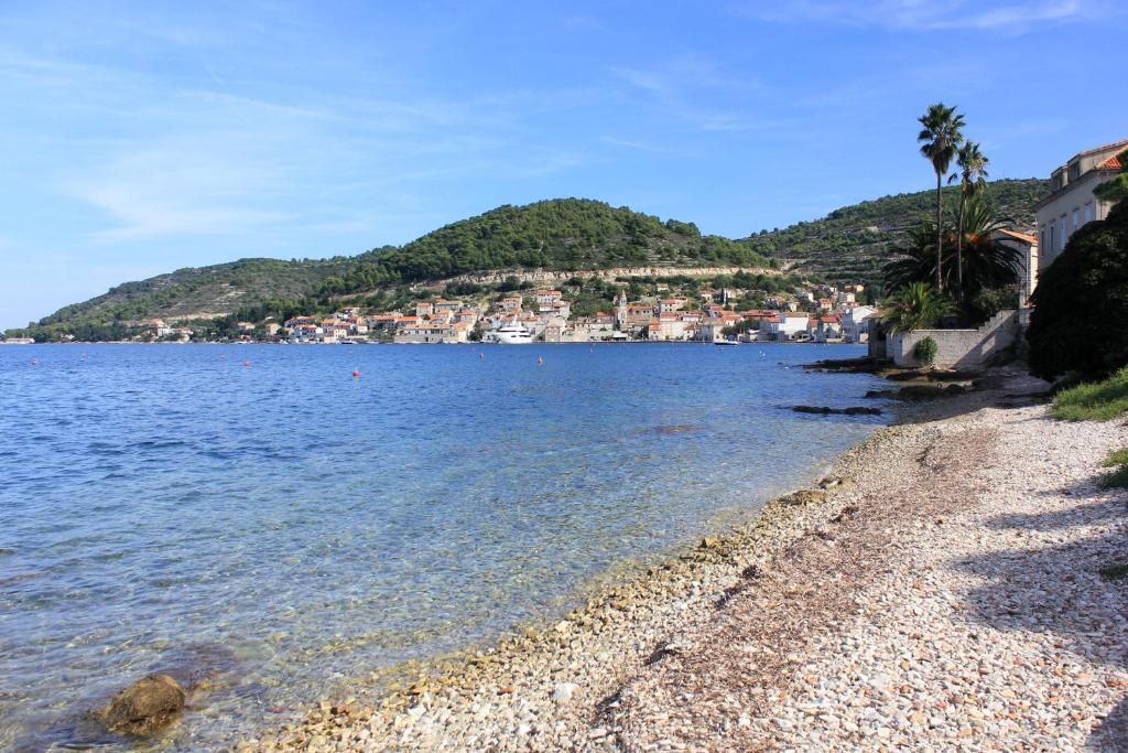 Apartments by the sea Vis - 2470 photo 3