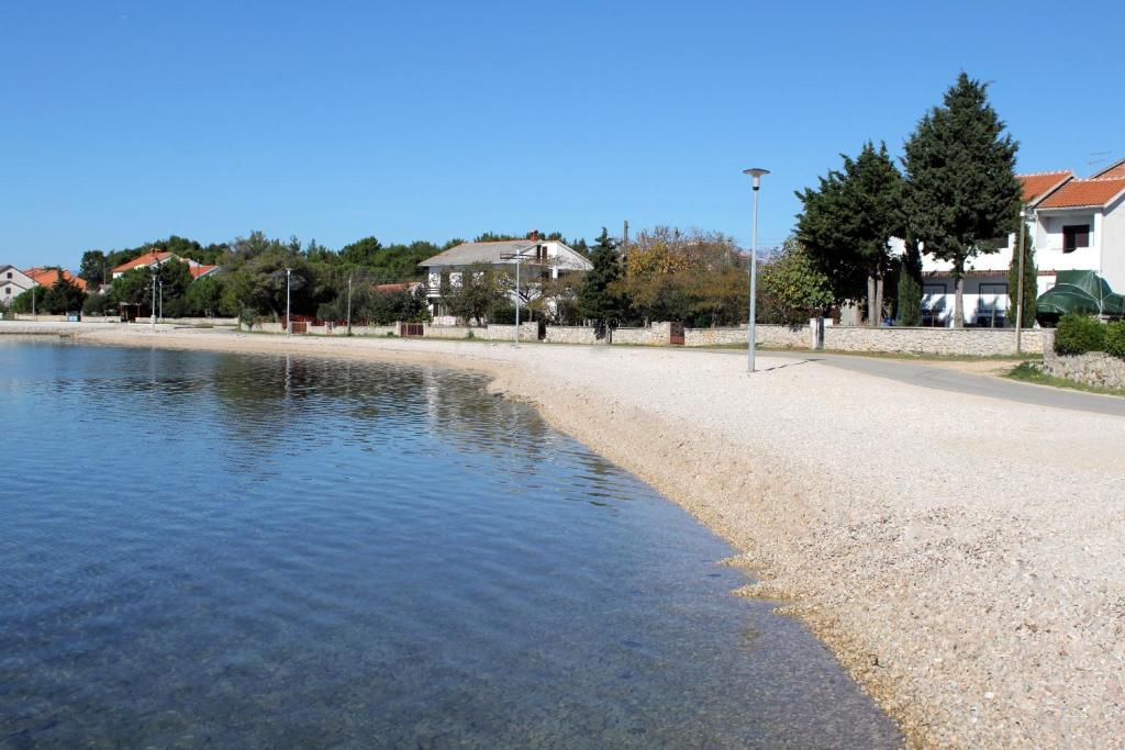 Apartments with a parking space Vrsi - Mulo, Zadar - 3276 photo 4