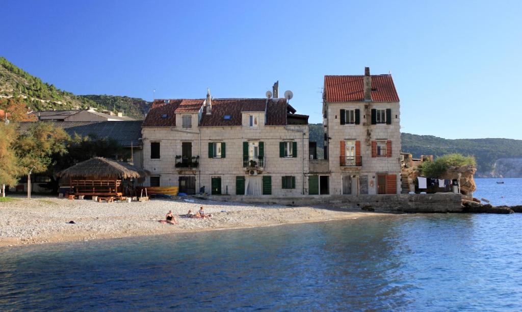 Apartments and rooms by the sea Komiza, Vis - 2431 photo 3