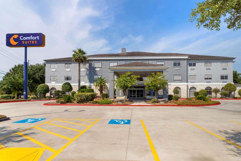 Comfort Suites Kingwood Humble Houston North photo 1
