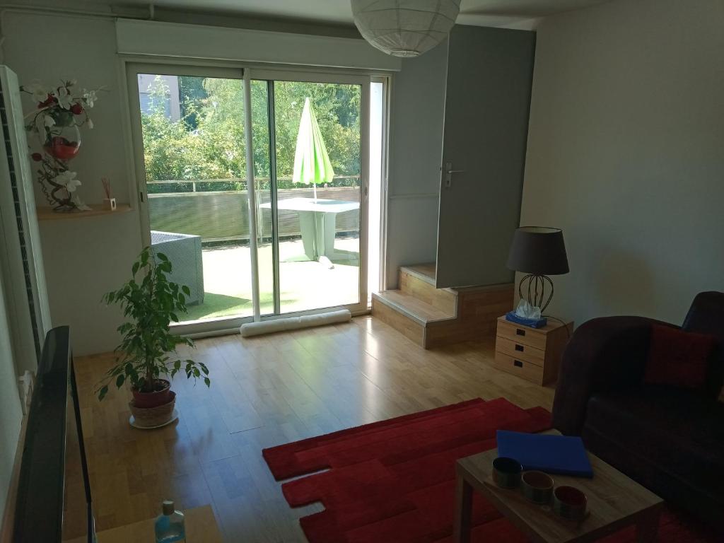 Terrace Flat Near The City Centre photo 2