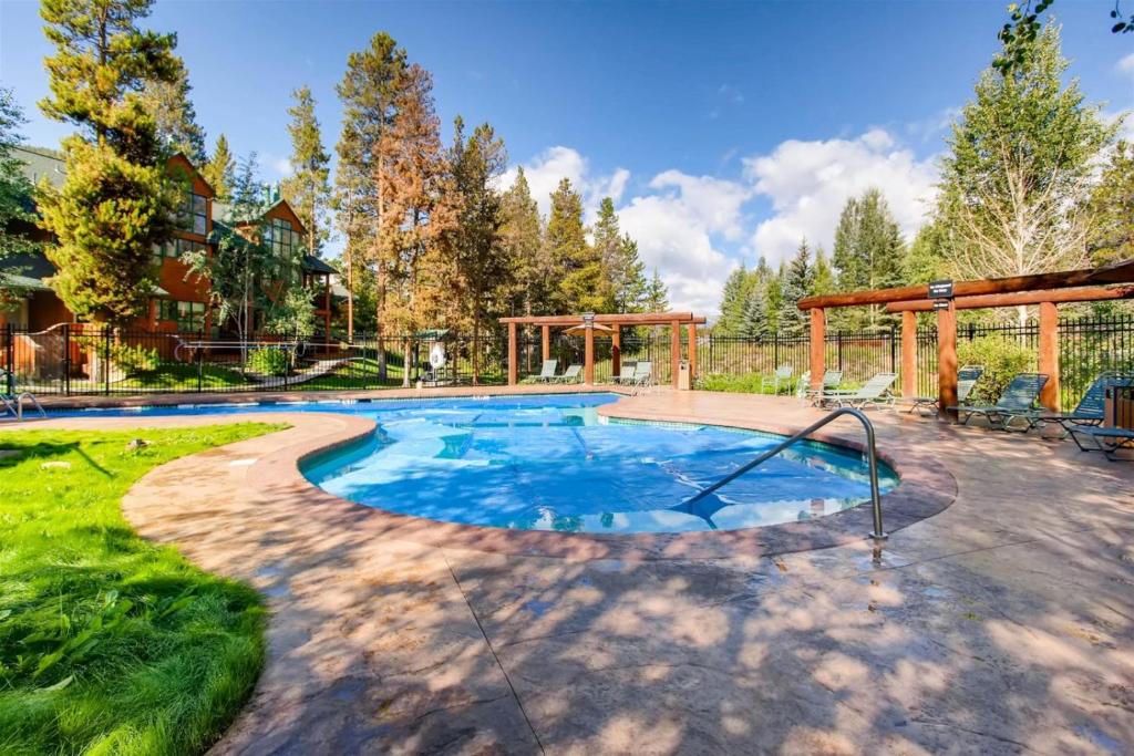 Soda Springs 3 Bedroom Townhome image