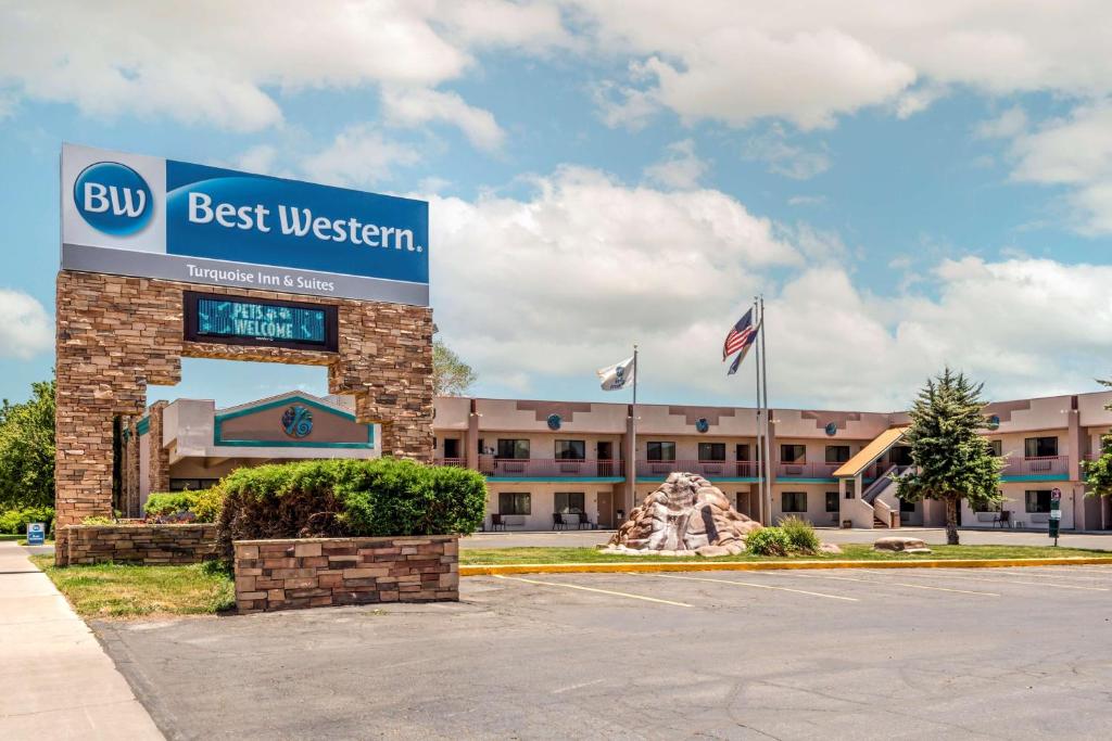 Best Western Turquoise Inn & Suites image