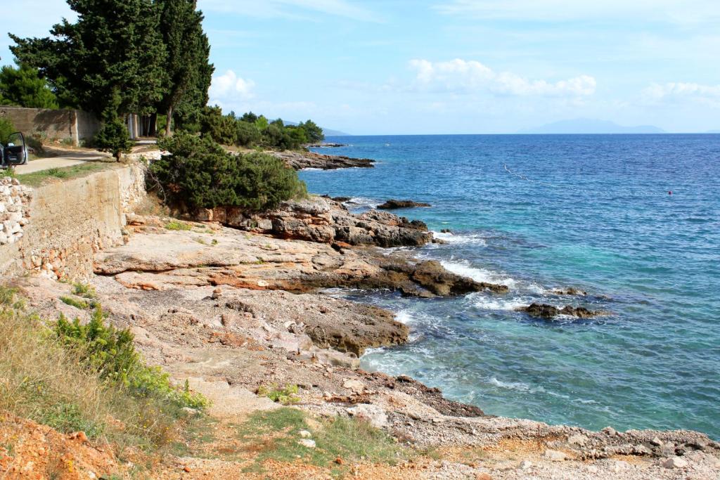 Holiday house with a parking space Zavala, Hvar - 5702 photo 3
