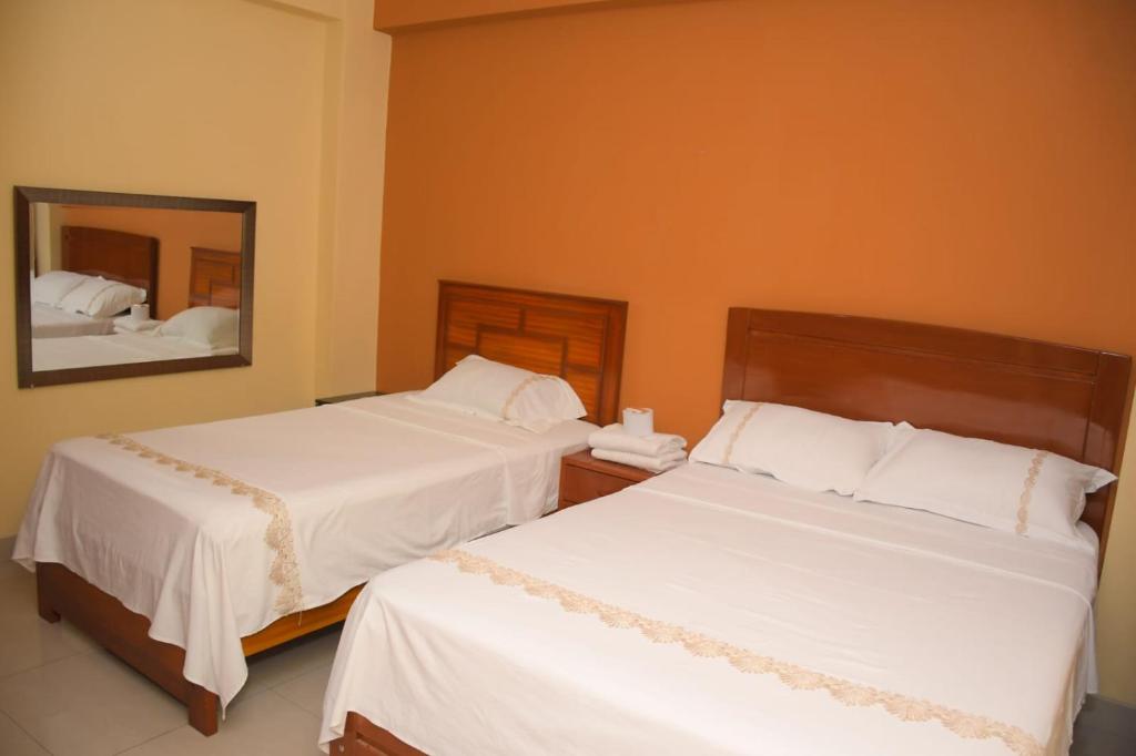 Hostal El Gran Marquez G&J photo 4
