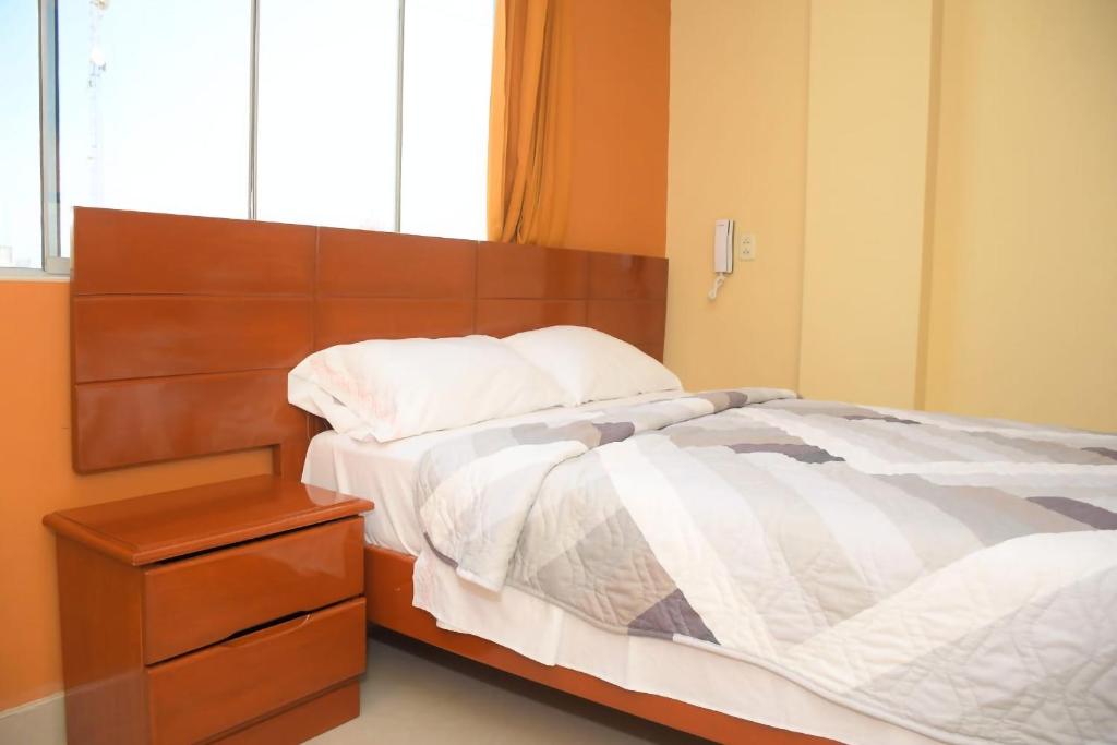 Hostal El Gran Marquez G&J photo 2