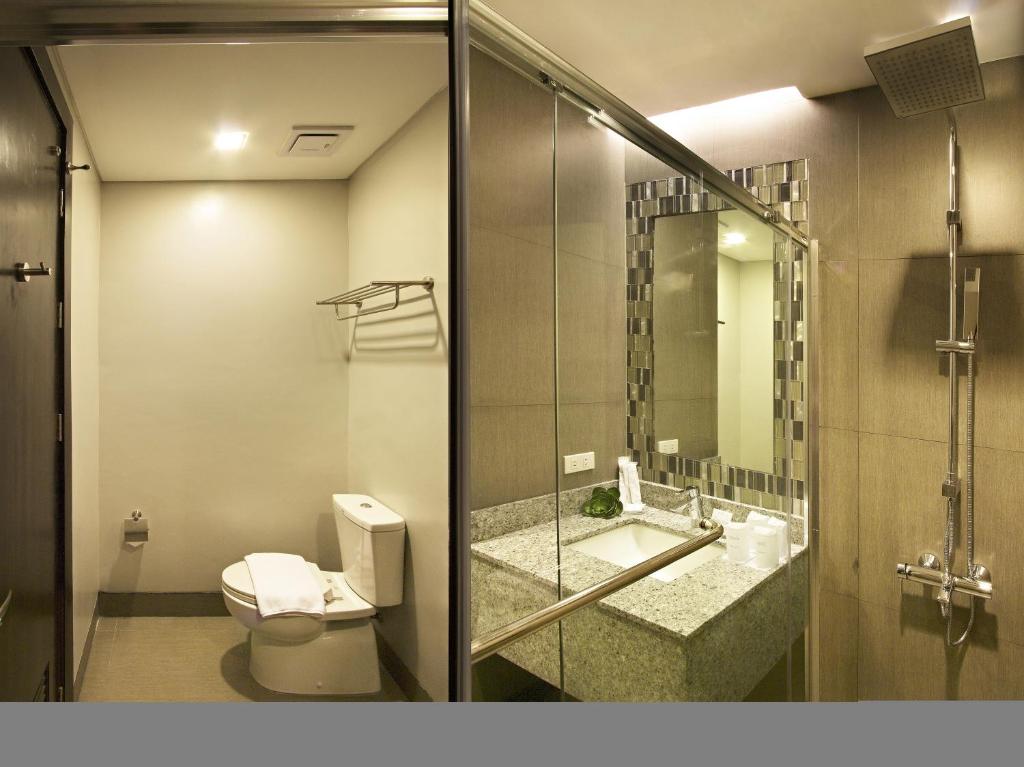 Четырехместный (Четырехместный номер (Barkada)), Bayfront Hotel Cebu