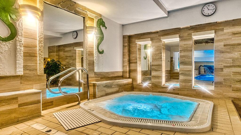 St Lukas Medical & SPA photo 4