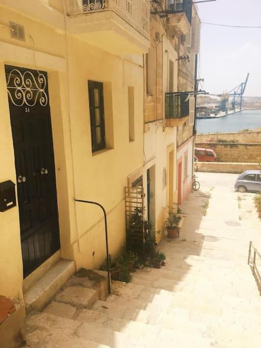 MoCo, modern comfort in historic city of Senglea photo 4