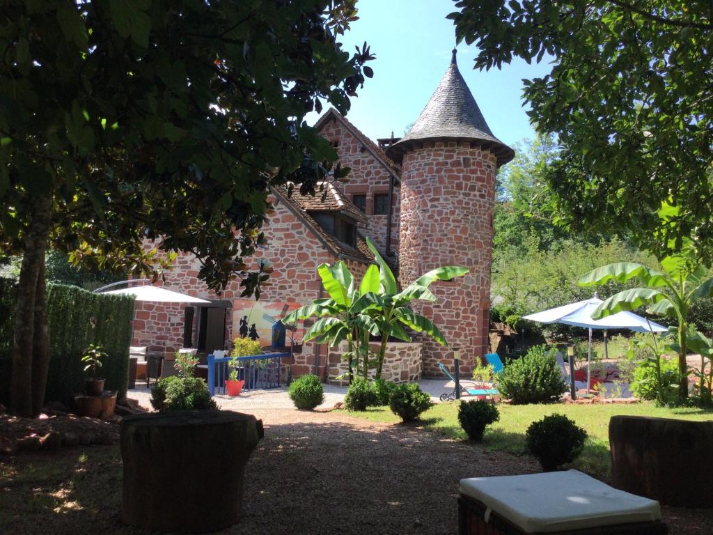 Maison luxe Collonges la rouge,jakuzzi,clim,WIFI,piscine