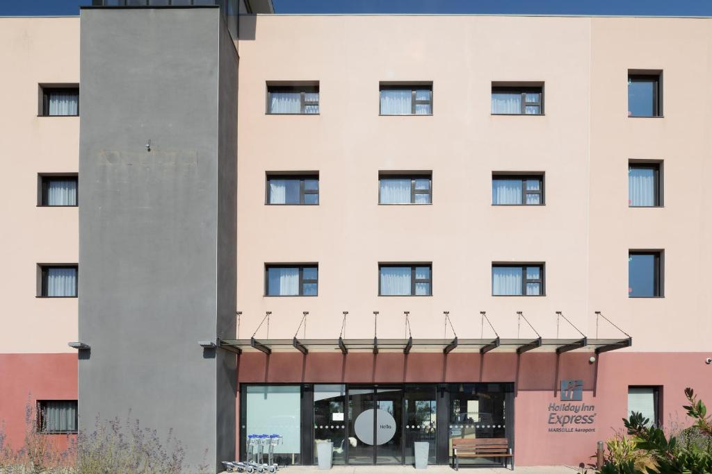 Holiday Inn Express - Marseille Airport, an IHG Hotel photo 1