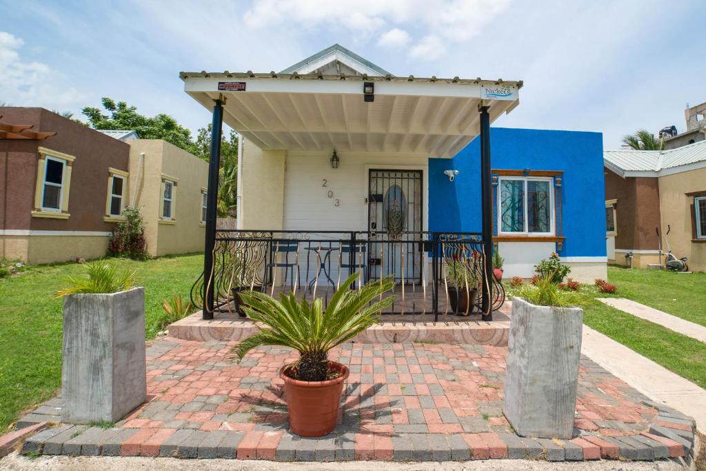 Nickels Garden Villas photo 1