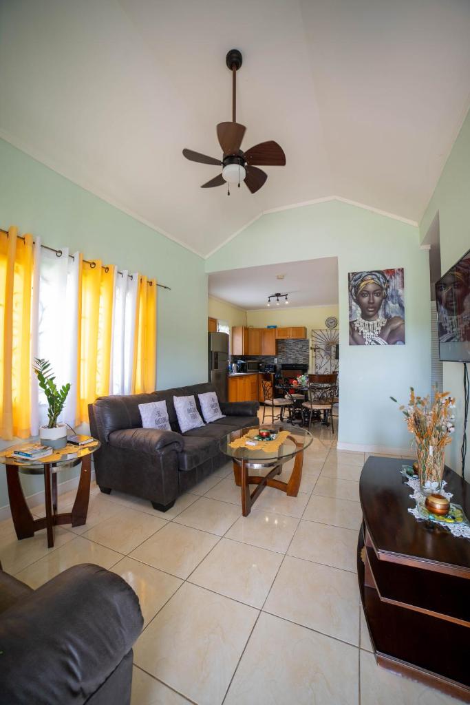 Nickels Garden Villas photo 4