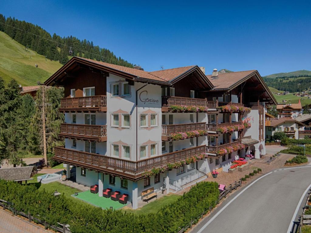 Hotel Genziana photo 1