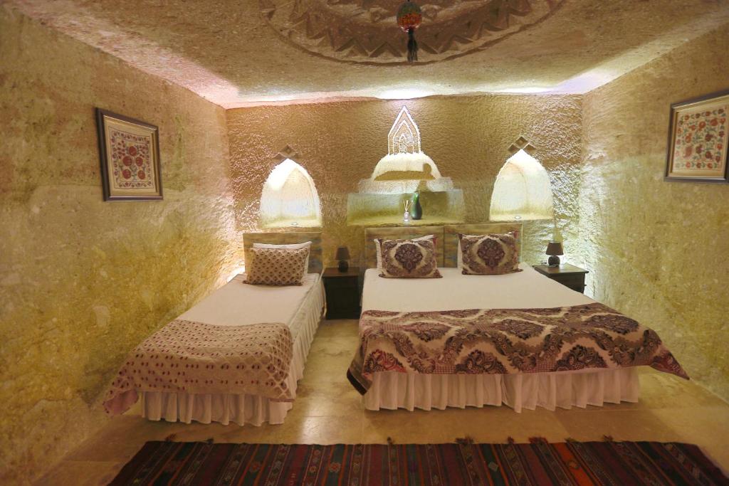 Cappadocia Abras Cave Hotel - Tap to explore photos
