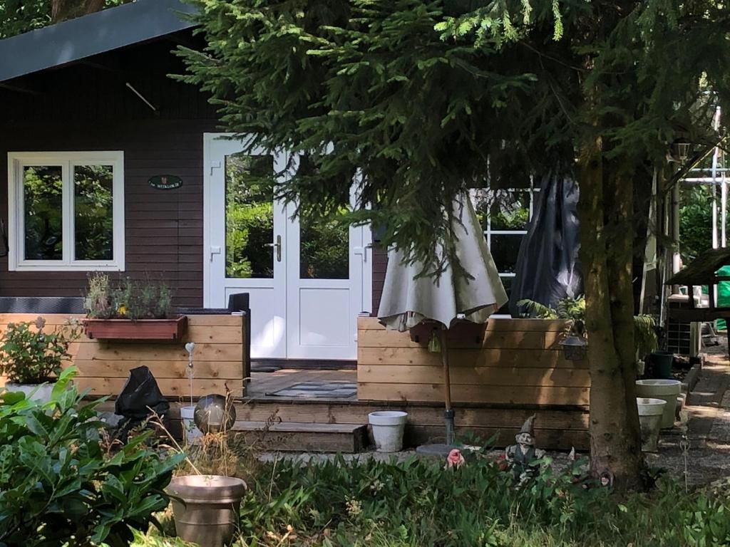 Nieuw vebouwd Vakantie Boshuisje Meibloempje photo 2