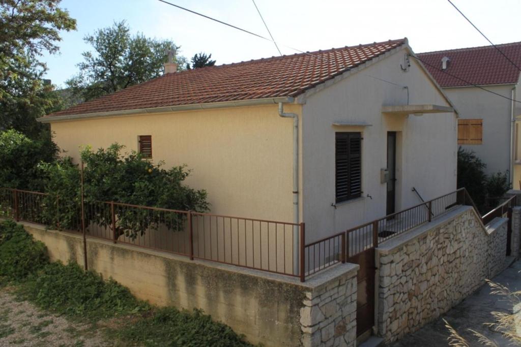 Apartments and rooms by the sea Komiza, Vis - 8841 photo 1