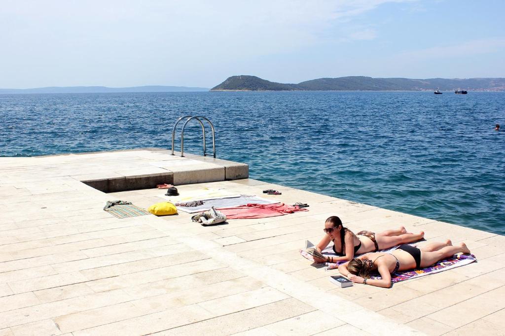 Apartments by the sea Split - 13105 photo 2