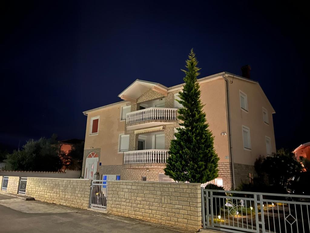 Apartments Ban photo 1