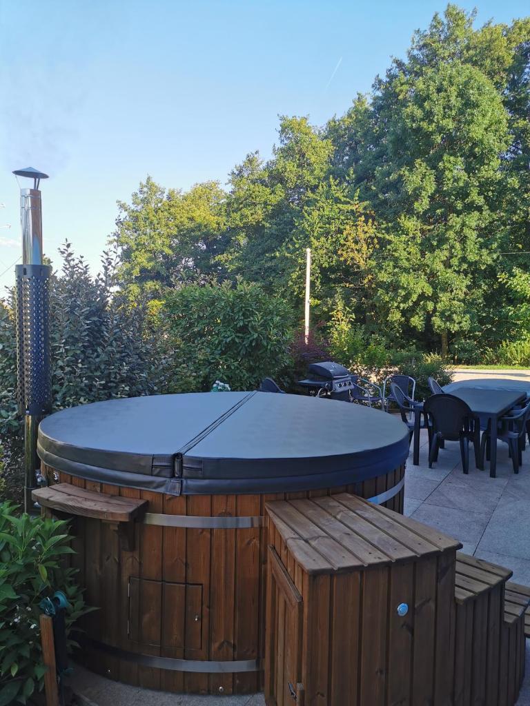 Agréable appartement avec Spa proche de la forêt photo 1