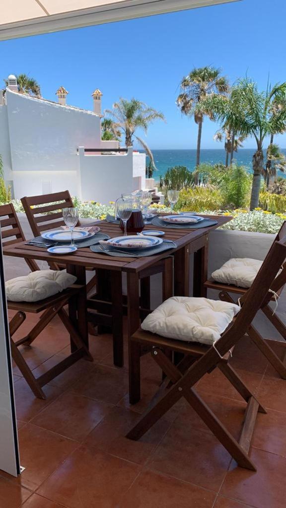 Espectacular apartamento primera linea de playa - Golf photo 1