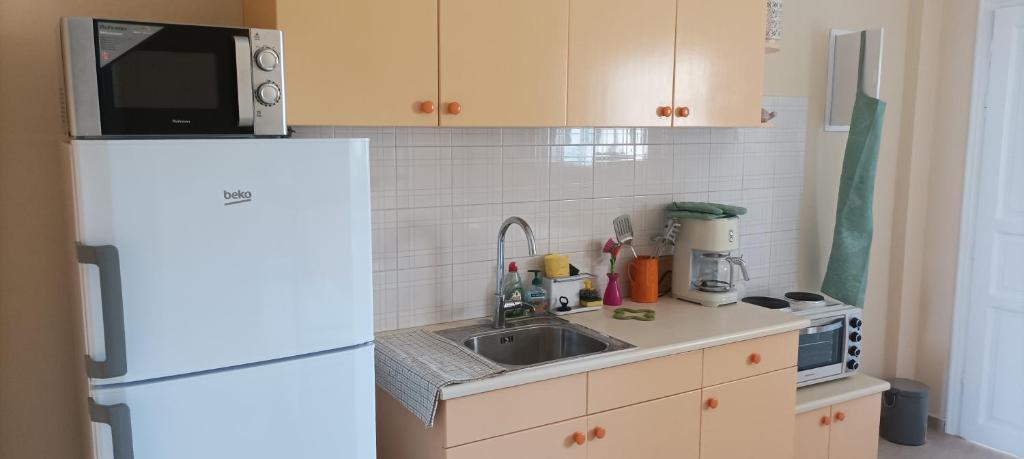 Beatrice's apartment photo 3