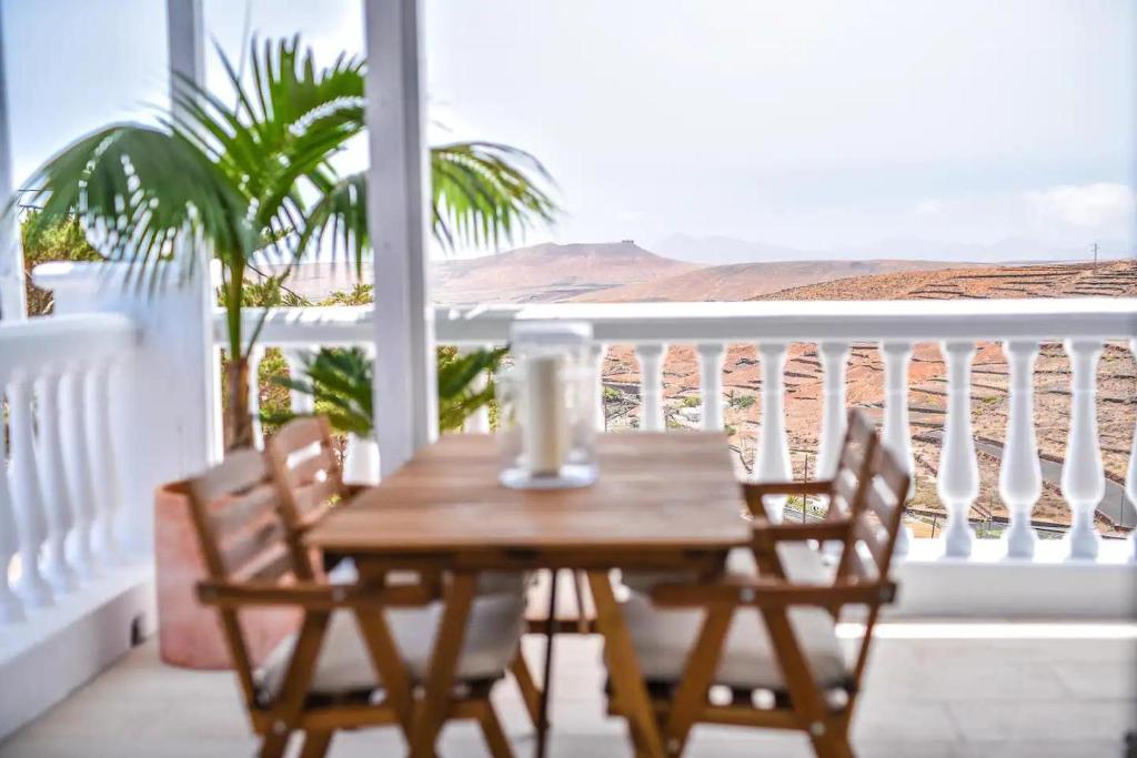 Las Nieves Suites photo 3