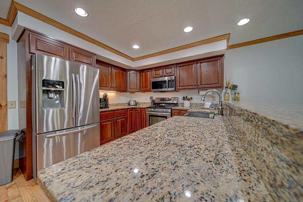 Mountain River Retreat Star5Vacations NEW! photo 3