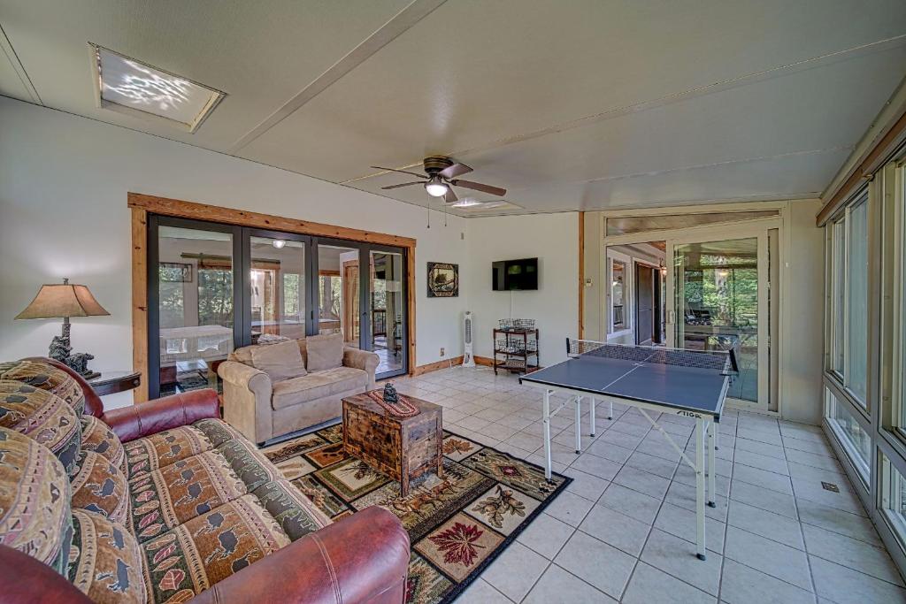 Mountain River Retreat Star5Vacations NEW! photo 4