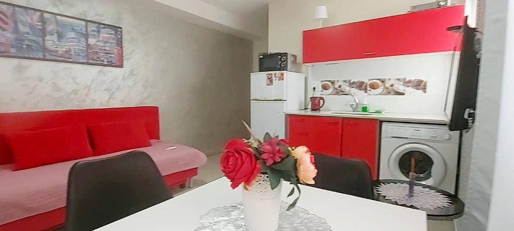 612 apartment on the beach photo 3