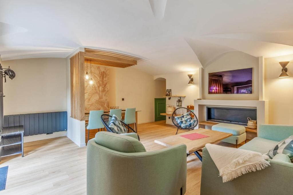 Wonderful apartment in a château with a yard - Houlgate - Welkeys photo 4