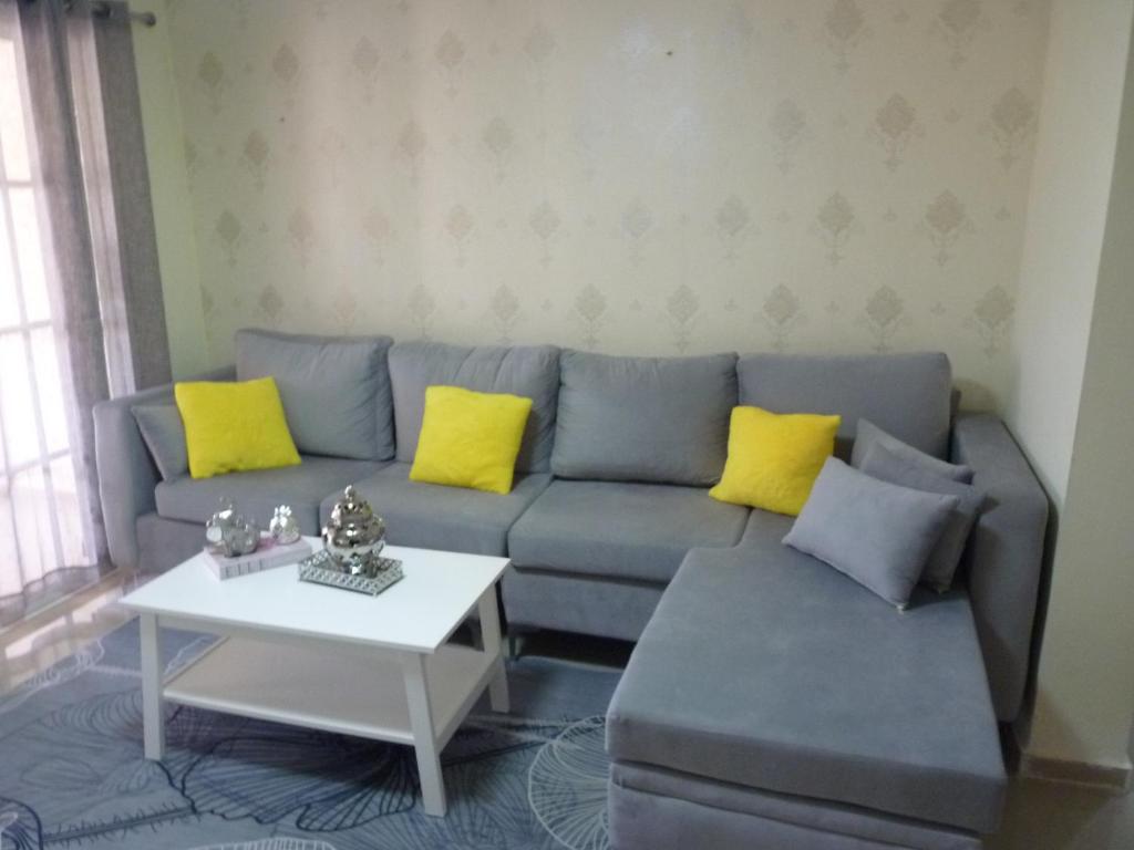 Apartamento luminoso, espacioso y funcional, como en casa photo 1