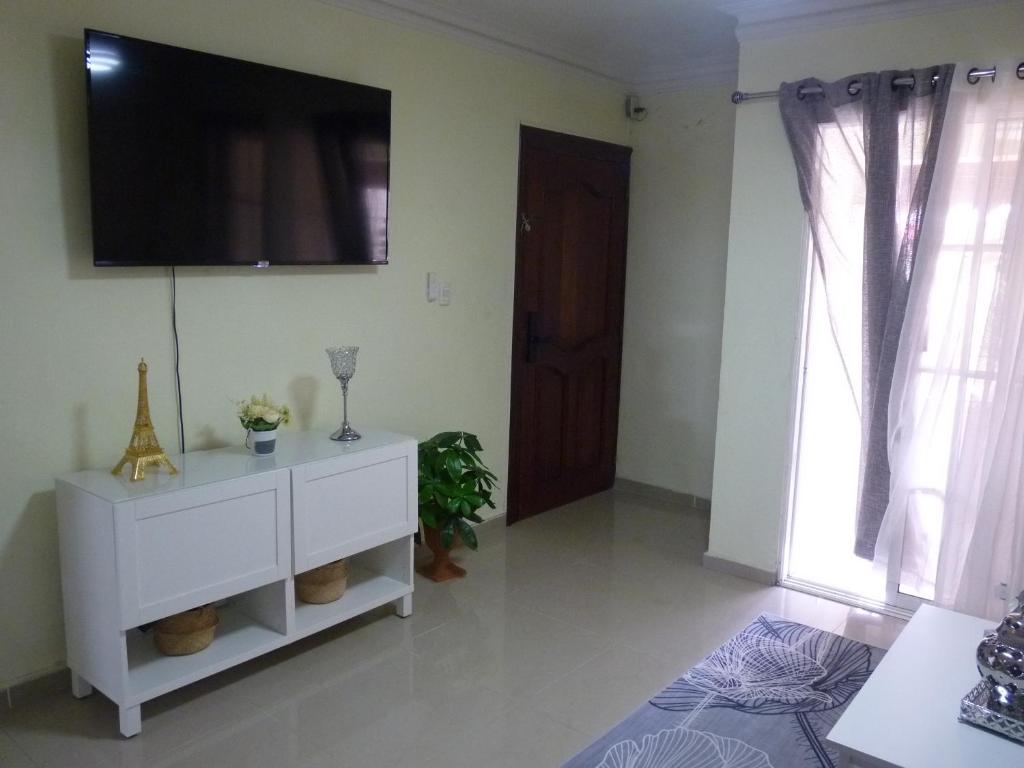 Apartamento luminoso, espacioso y funcional, como en casa photo 2