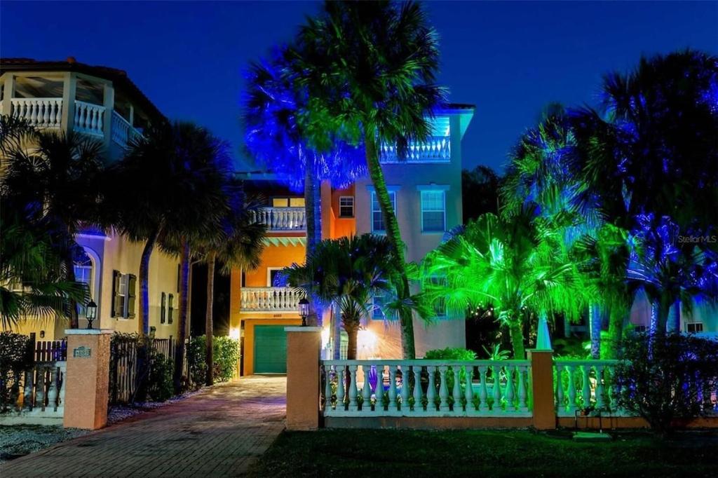 Tropical luxury pool home by the beach with roof top lounge centrally located on Anna Maria Island photo 3
