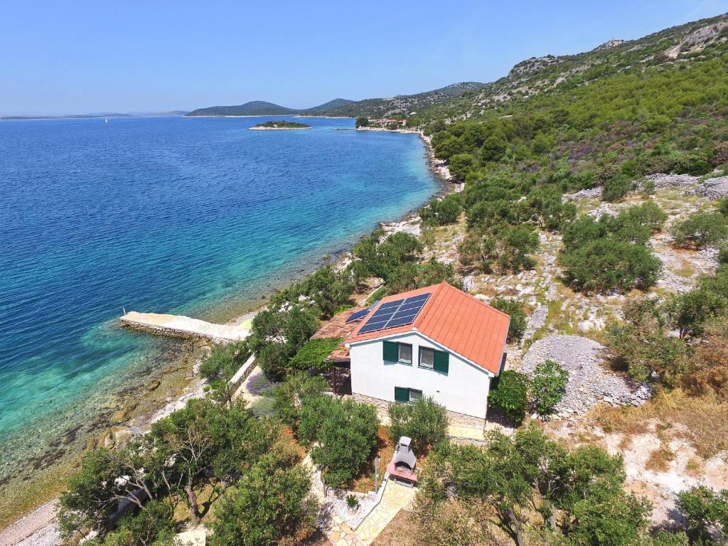 Secluded fisherman's cottage Cove Donje More, Pasman - 8413 photo 2