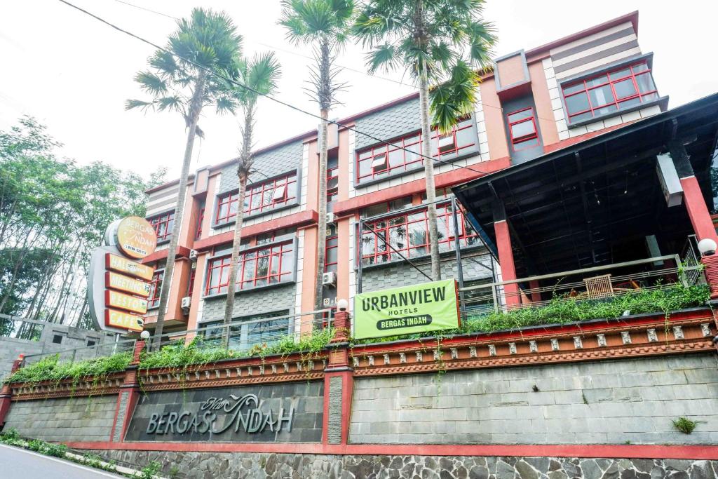 Urbanview Hotel Bergas Indah Bandungan by RedDoorz photo 1