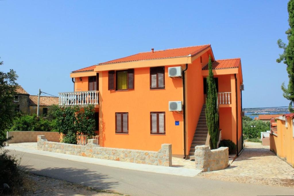 Apartments with a parking space Kraj, Pasman - 8259 photo 1