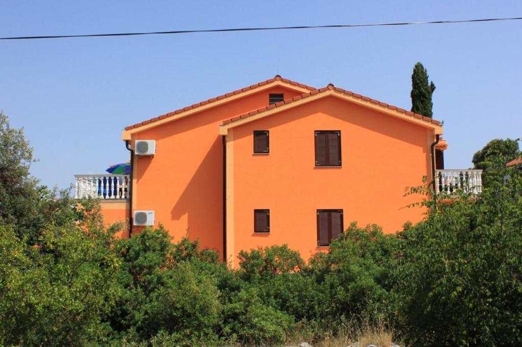 Apartments with a parking space Kraj, Pasman - 8259 photo 2