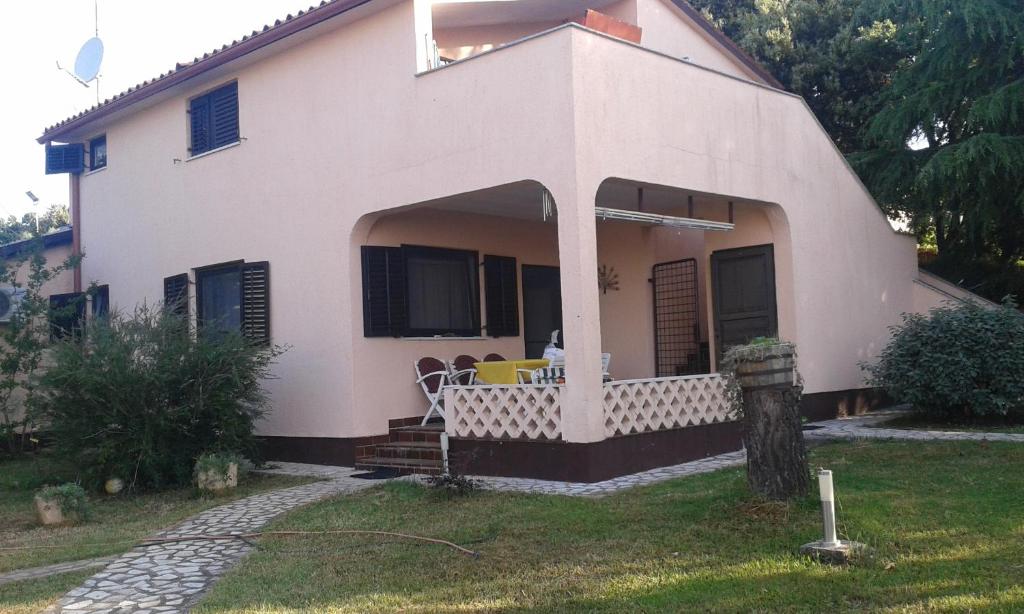 Apartments with a parking space Barbariga, Fazana - 11193 photo 1