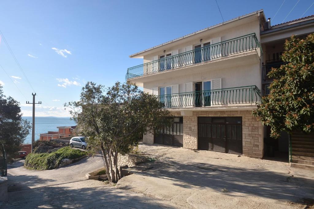 Apartments by the sea Suhi Potok, Omis - 11401 photo 1