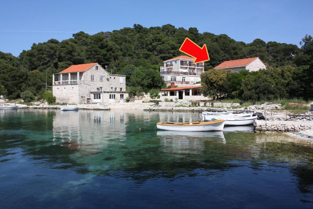 Apartments by the sea Pomena, Mljet - 10426 photo 1
