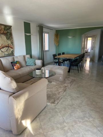 Appartement T4 très bien situé et climatisé photo 3