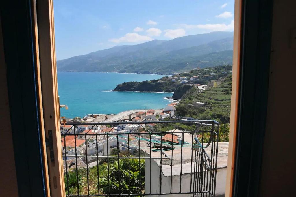 Ikaria - Evdilos village , Katsirifos photo 1
