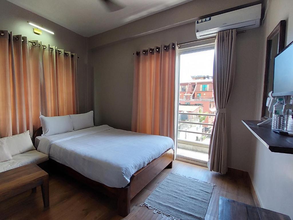 Hotel Blossom photo 3