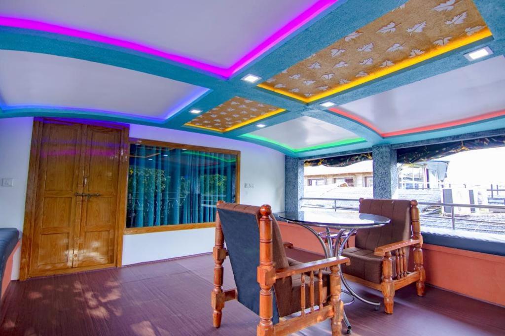 Alleppey Boat House photo 1