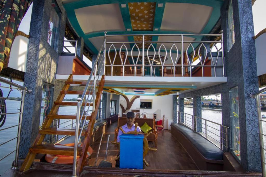Alleppey Boat House photo 4