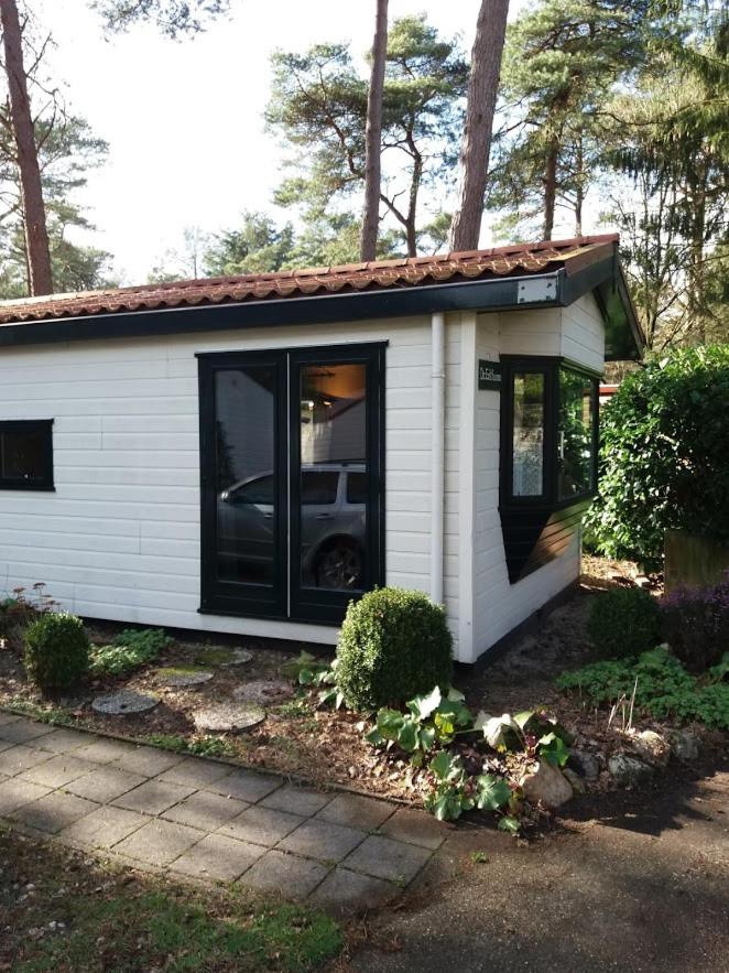 Chalet De Eekhoorn photo 2