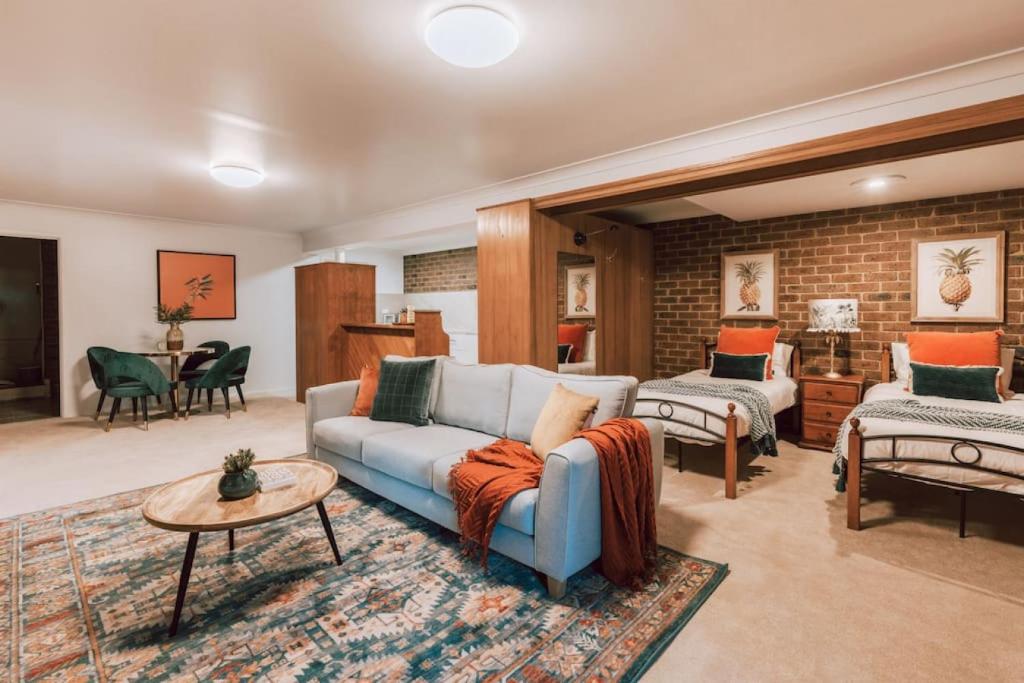 Olinda Sandstone Apartment 2 Bedroom Spa bath photo 3