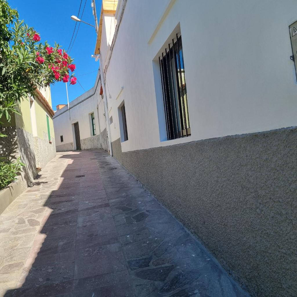 Santiago del Teide Room - Tap to explore photos